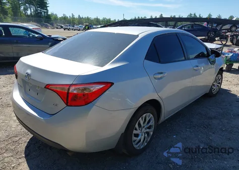 2019 Toyota Corolla Le z USA, uszkodzony, nr VIN 2T1BURHE8KC227060